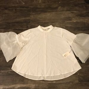 NWT White ruffles sleeveed top
